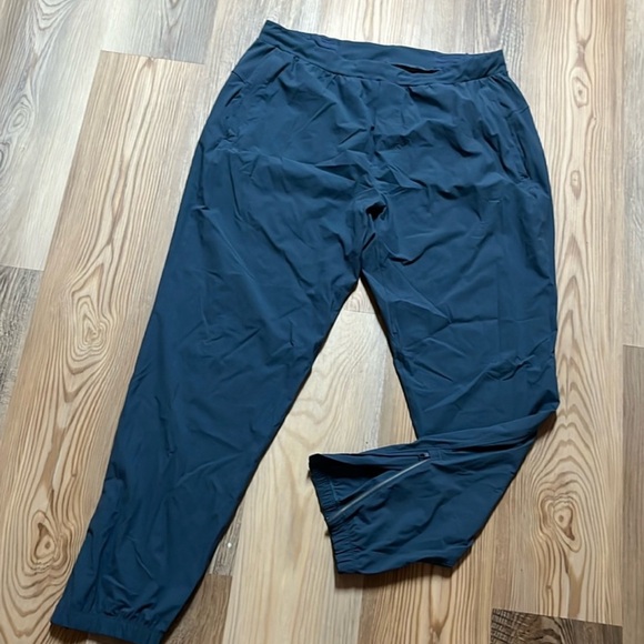 Lululemon Surge Joggers - Mach Blue - Picture 3 of 7